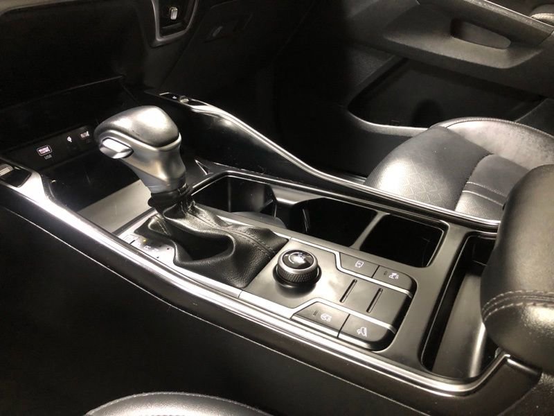 Certified 2023 Kia Sorento S image 31