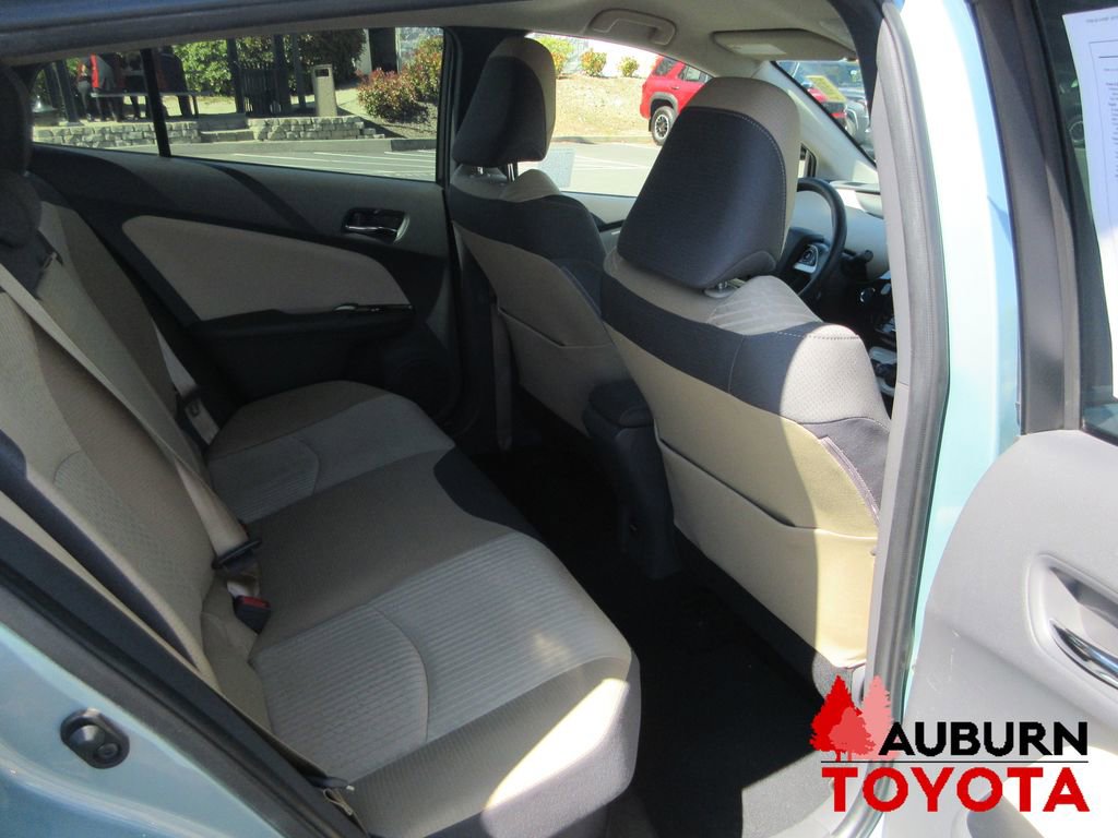 Used 2016 Toyota Prius Two image 16