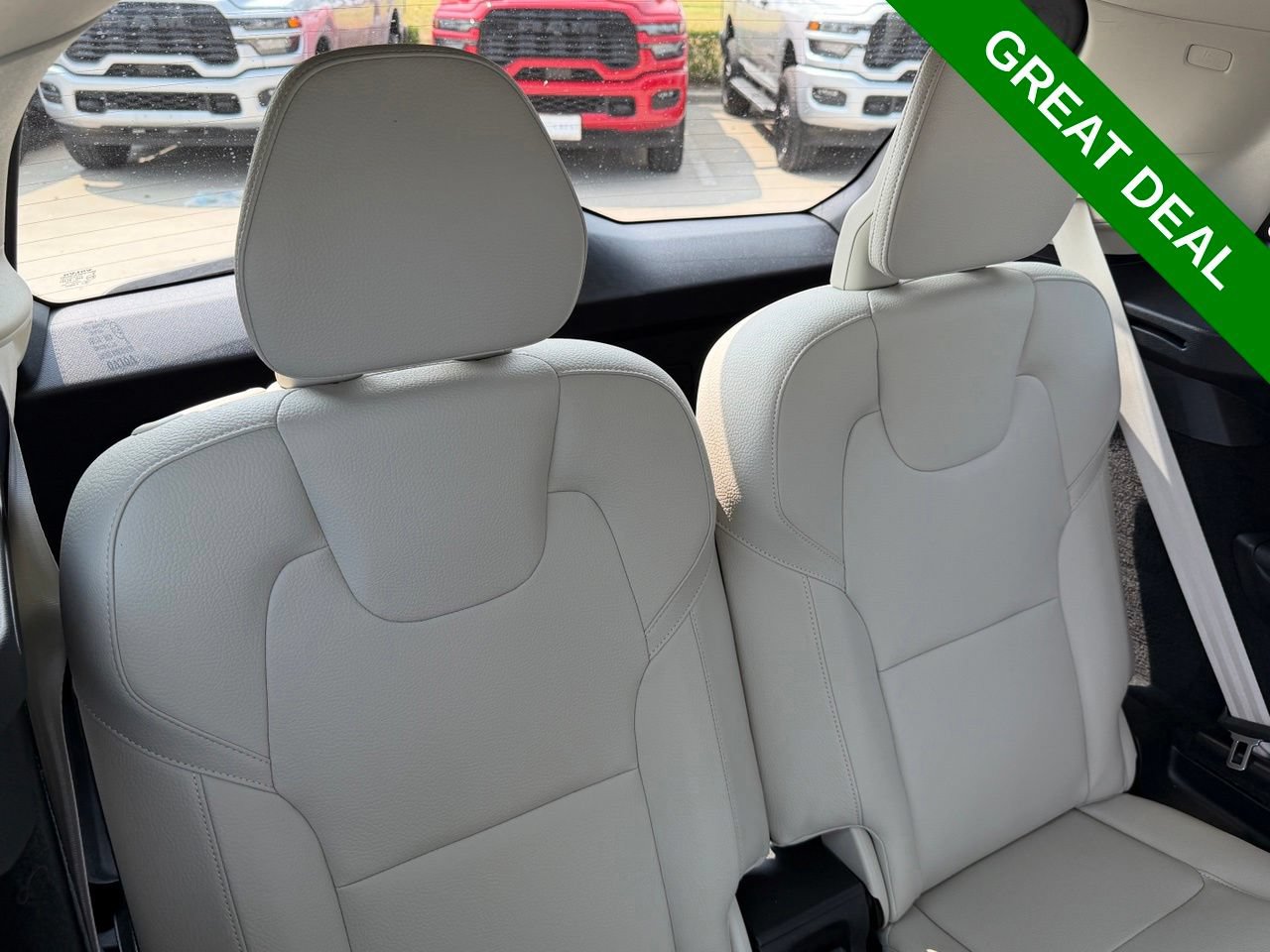 Used 2022 Volvo XC90 T6 Momentum w/ Advanced Package AWD/4WD image 36