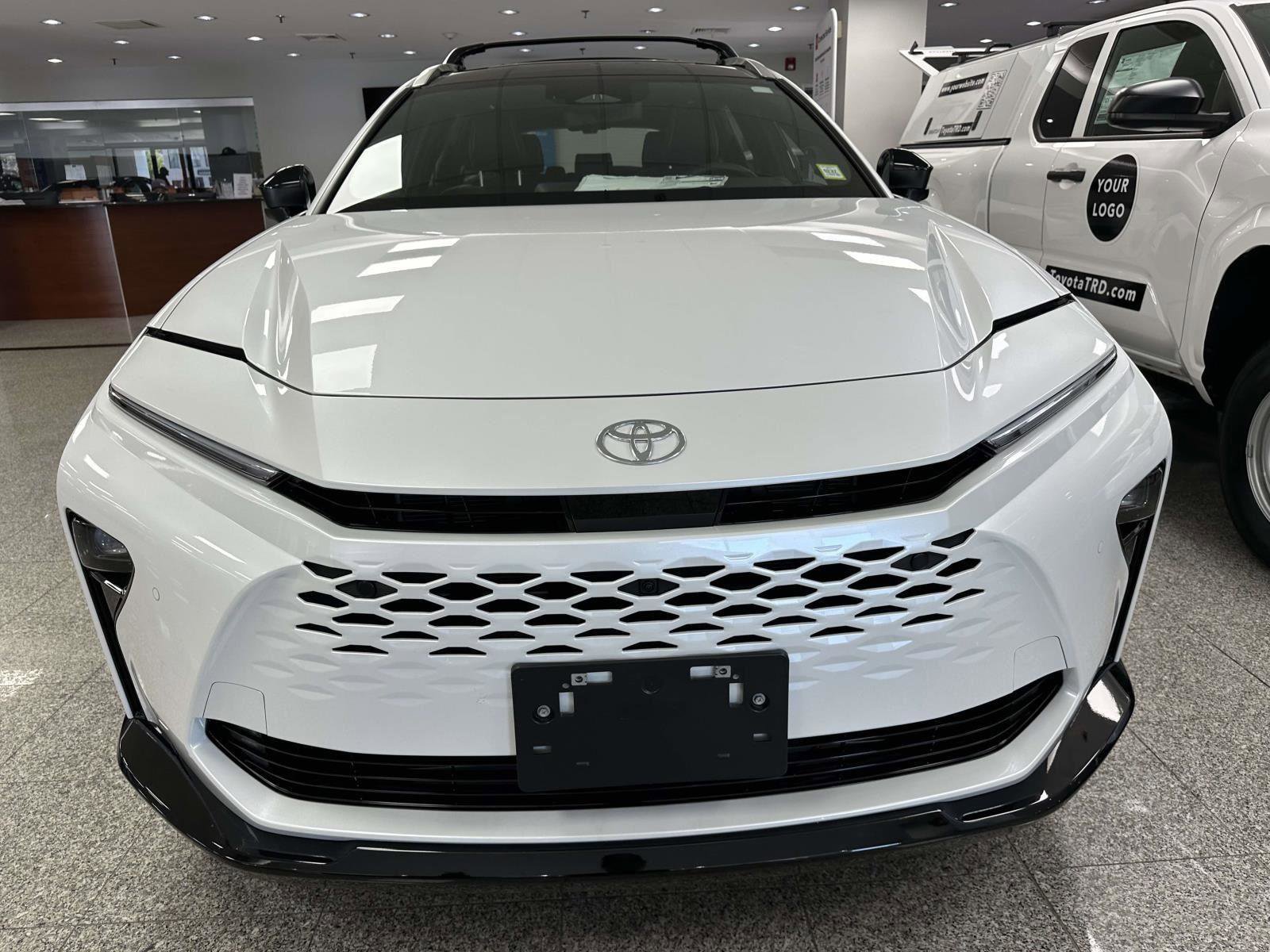 New 2025 Toyota Crown Signia AWD/4WD image 8