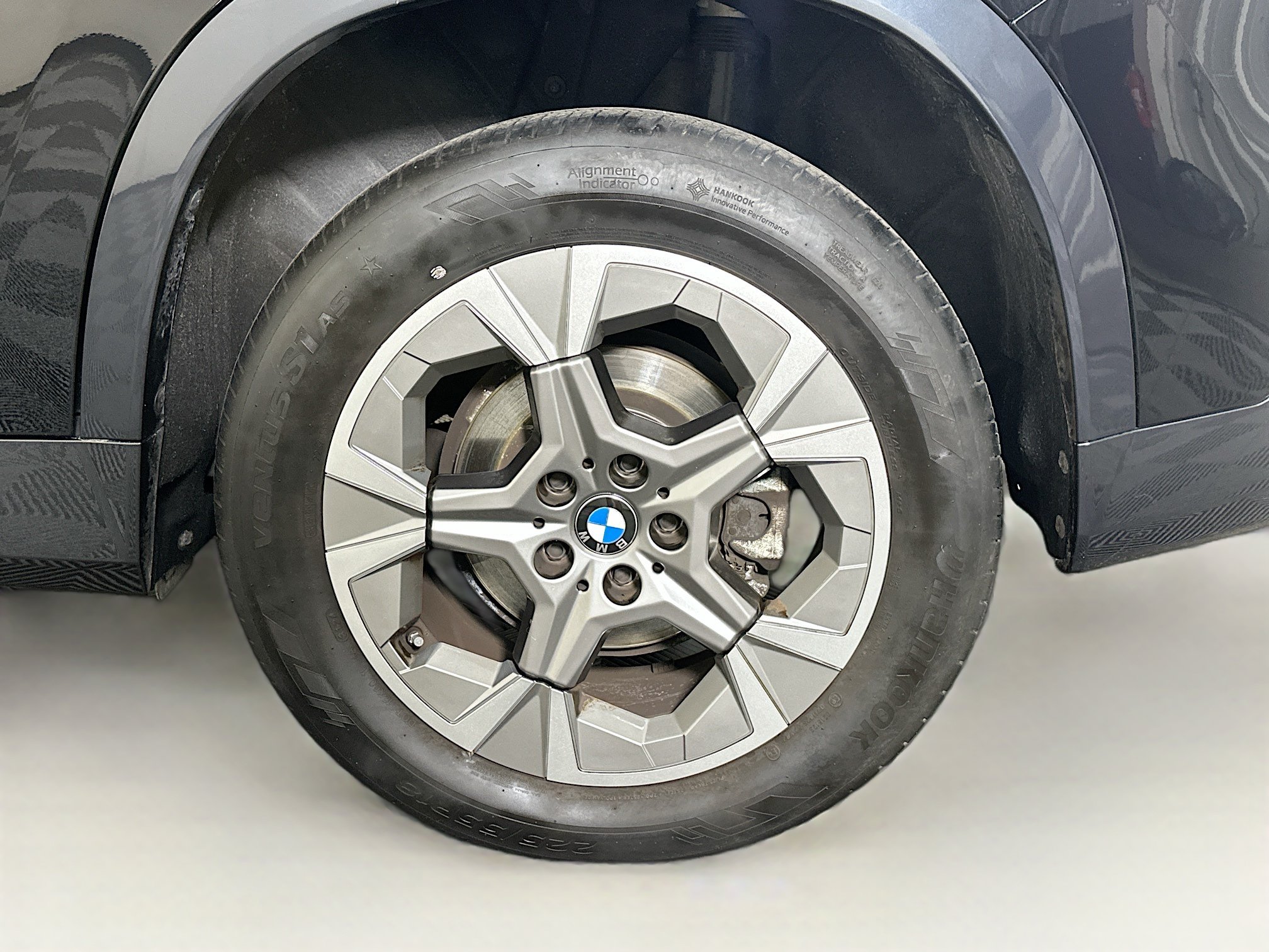 Used 2025 BMW X1 xDrive28i AWD/4WD image 11