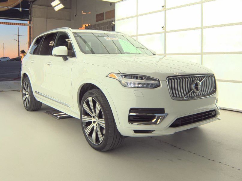 Used 2021 Volvo XC90 T8 Inscription w/ Advanced Package image 1