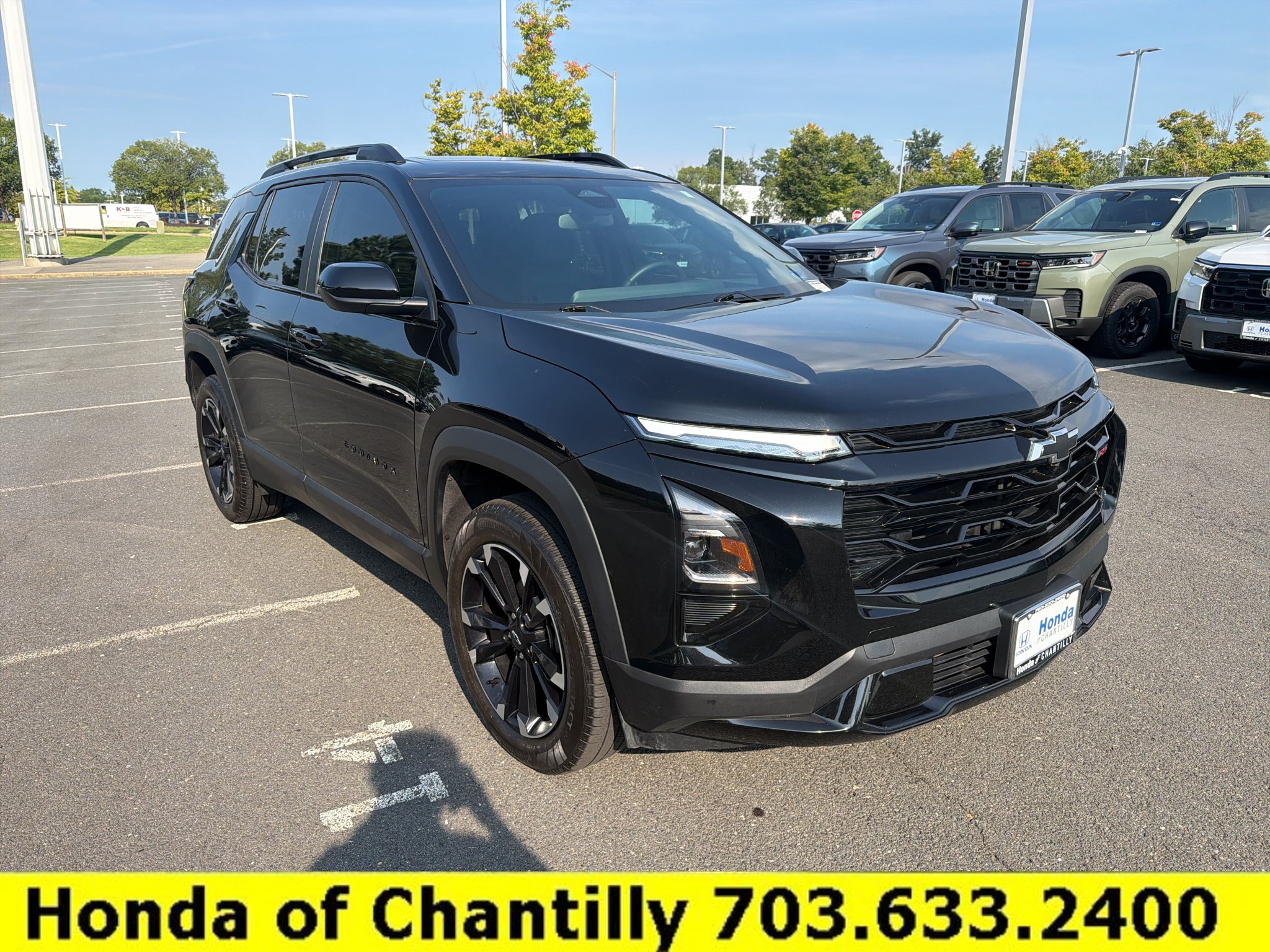 Used 2025 Chevrolet Equinox RS FWD image 1