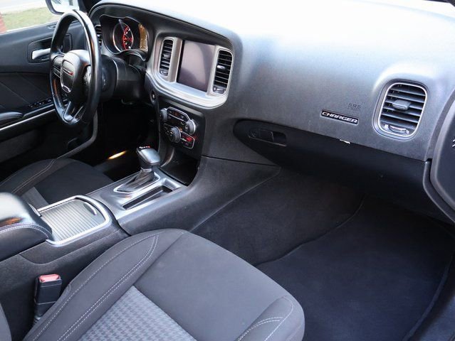 Used 2023 Dodge Charger SXT w/ Cold Weather Package RWD image 10
