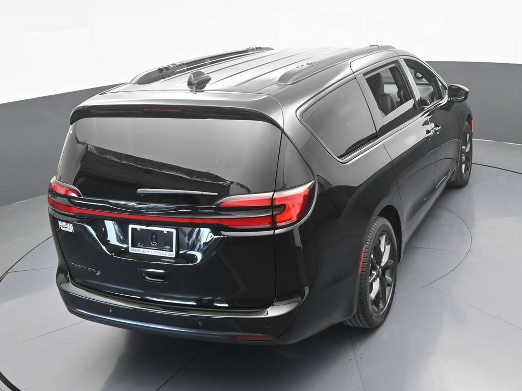 New 2026 Chrysler Pacifica Select w/ S Appearance Package FWD image 50