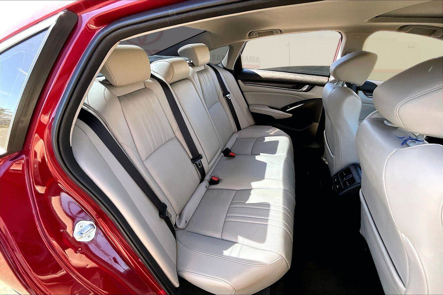 Used 2022 Honda Accord Touring image 25