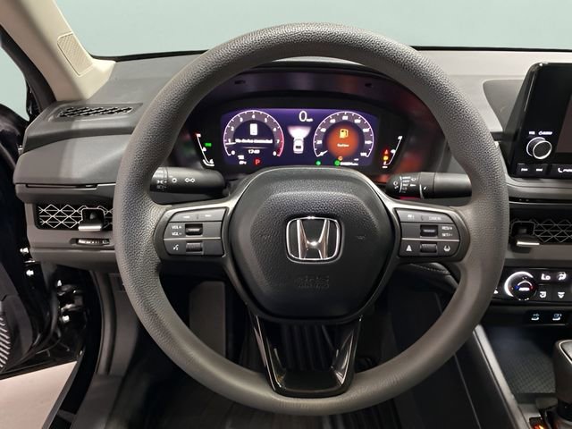 Used 2025 Honda Accord SE image 13