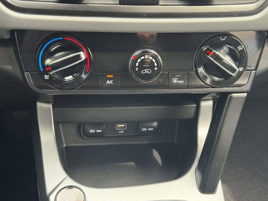 Used 2024 Kia Seltos LX AWD/4WD image 26