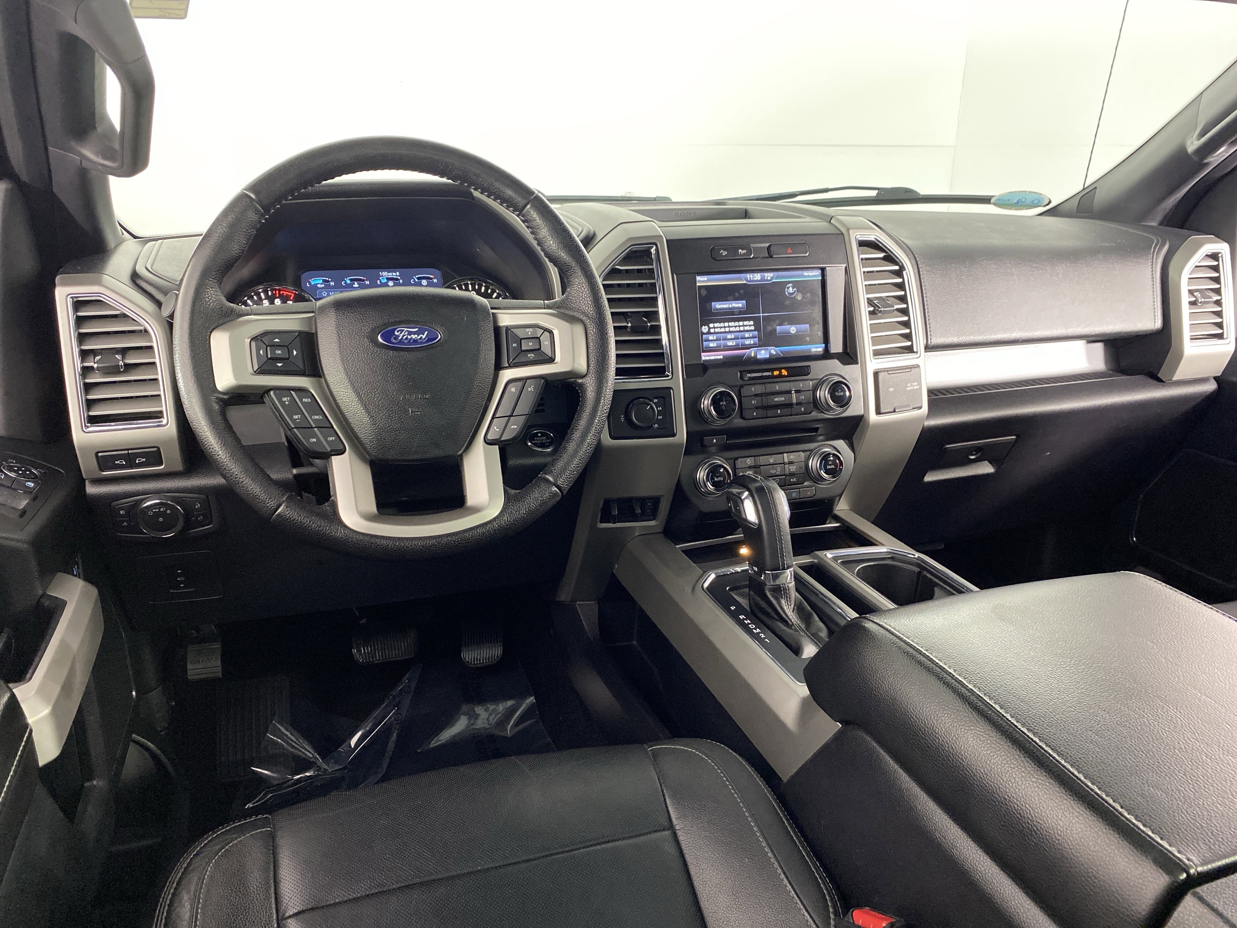 Used 2015 Ford F150 Lariat w/ Equipment Group 501A Mid image 38