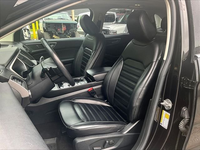 Used 2020 Ford Edge SEL w/ Convenience Package AWD/4WD image 21
