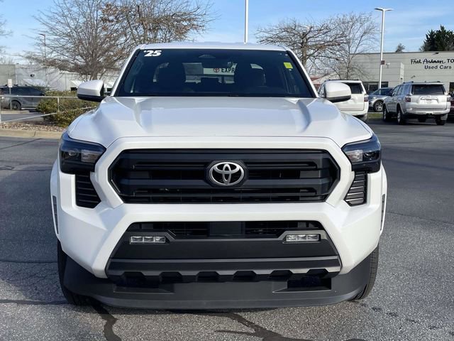 Used 2025 Toyota Tacoma SR5 image 8
