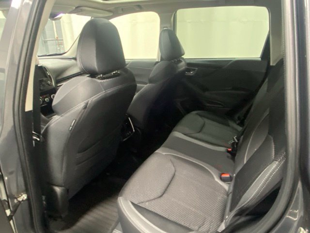 Used 2020 Subaru Forester Premium AWD/4WD image 13