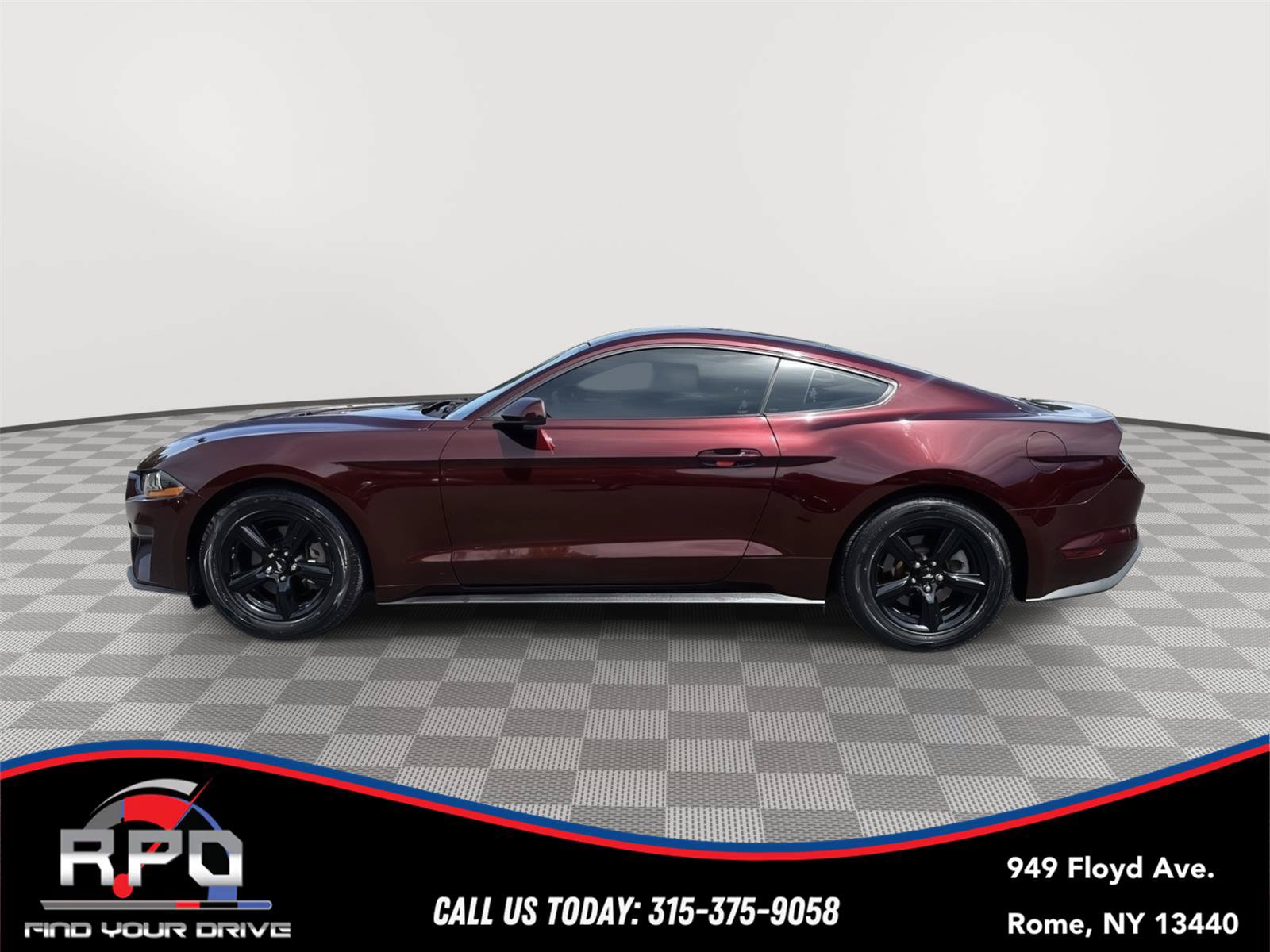 Used 2018 Ford Mustang Coupe RWD image 2