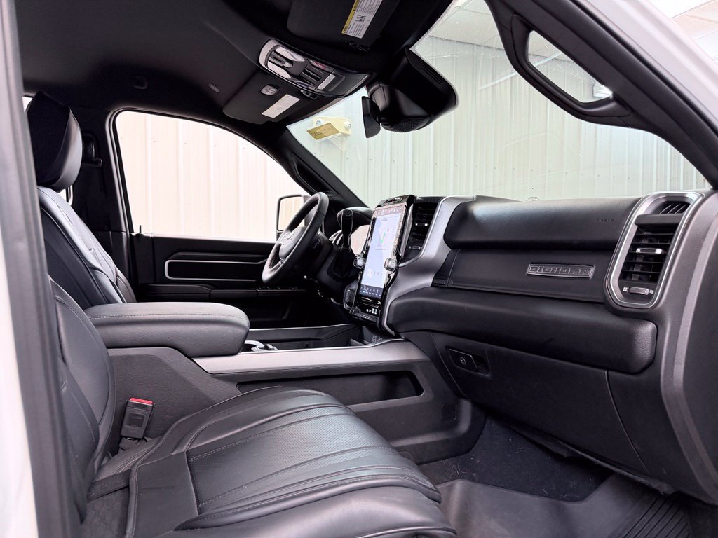 Used 2025 RAM 2500 Big Horn AWD/4WD image 35