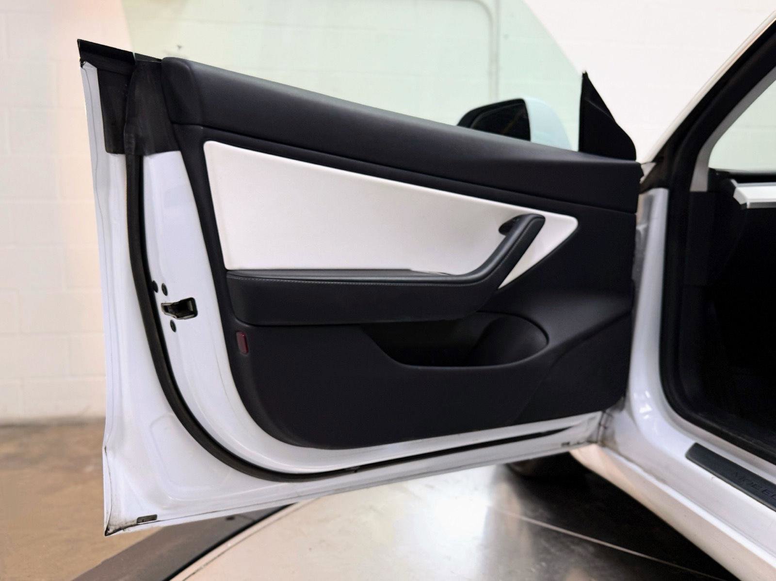 Used 2019 Tesla Model 3 Long Range image 11