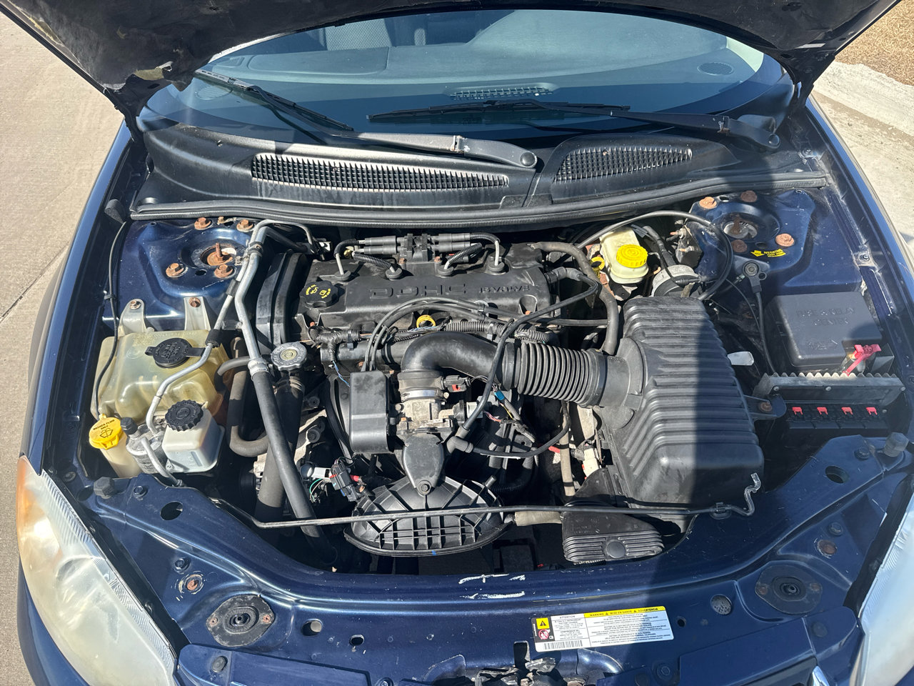 Used 2006 Dodge Stratus SXT image 22