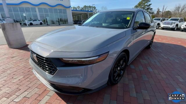 Certified 2025 Honda Accord SE image 5