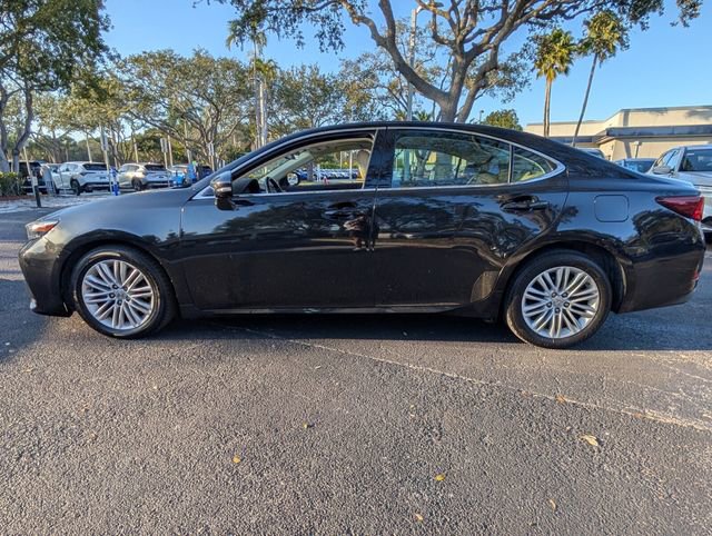 Used 2017 Lexus ES 350 w/ Premium Package image 10