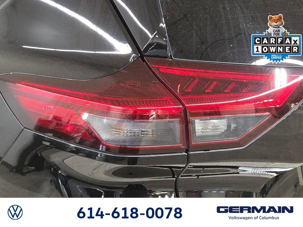 Used 2024 Nissan Rogue Platinum AWD/4WD image 18