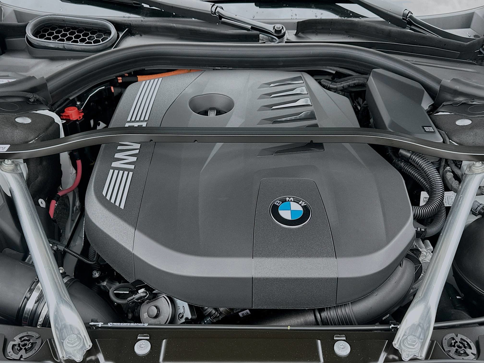 New 2026 BMW 750e xDrive w/ Premium Package image 26