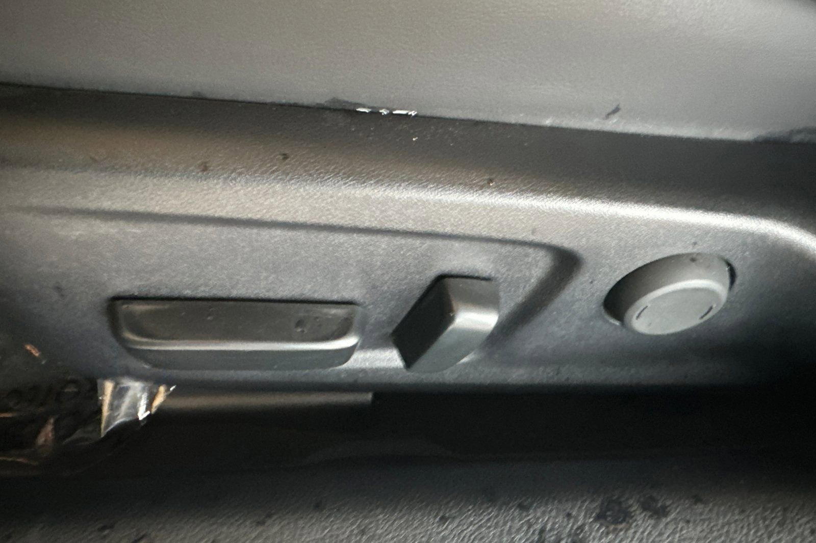 Used 2025 Lexus IS 500 image 12