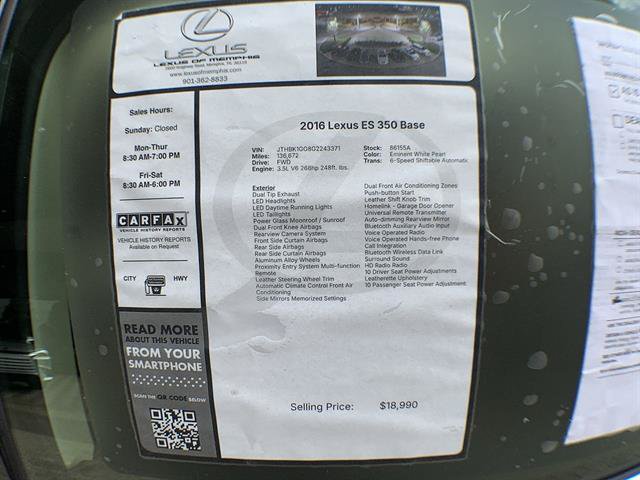 Used 2016 Lexus ES 350 w/ Luxury Package w/Wood Trim FWD image 18