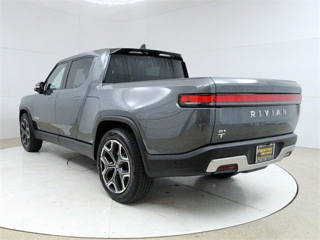 Used 2023 Rivian R1T Adventure image 5