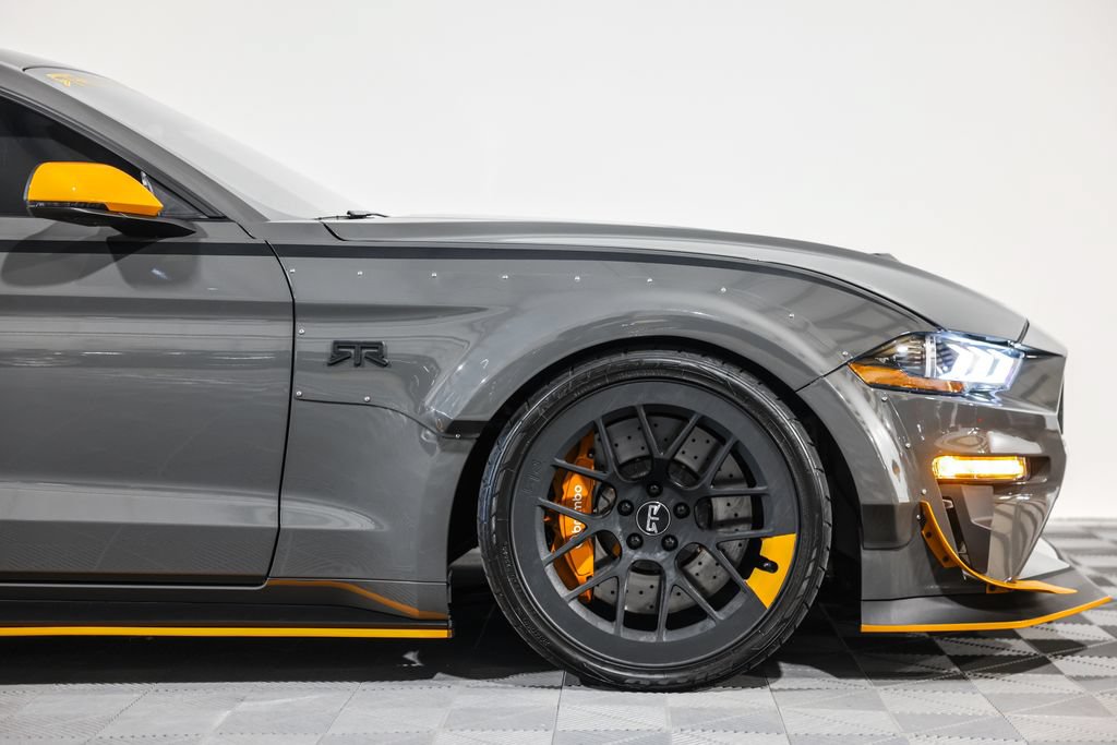 Used 2021 Ford Mustang GT Premium w/ Equipment Group 401A RWD image 3