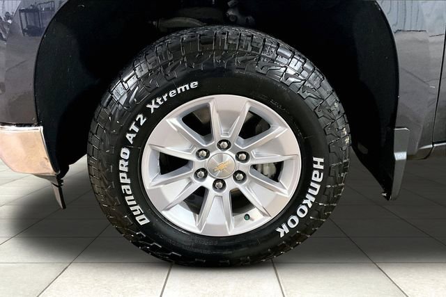 Used 2023 Chevrolet Silverado 1500 LT AWD/4WD image 10