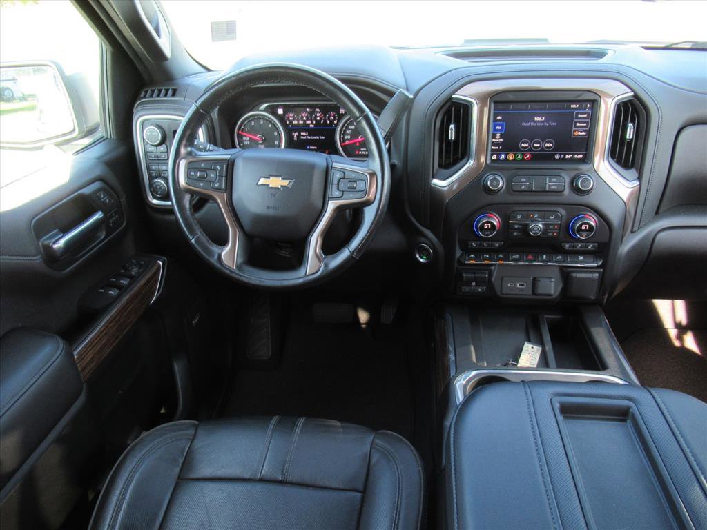 Used 2021 Chevrolet Silverado 1500 High Country w/ Technology Package image 14