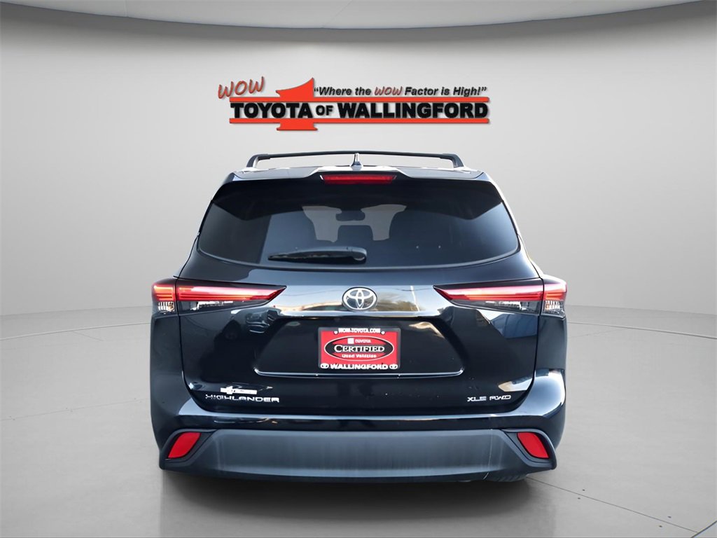 Certified 2022 Toyota Highlander XLE image 5