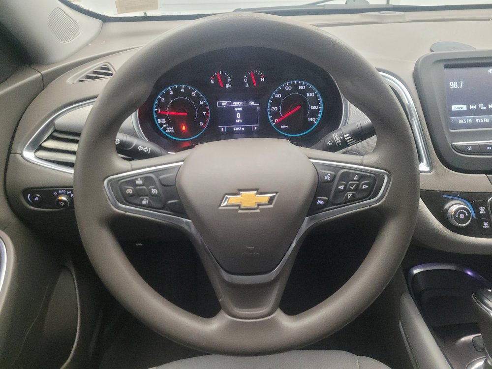Used 2018 Chevrolet Malibu LT FWD image 22