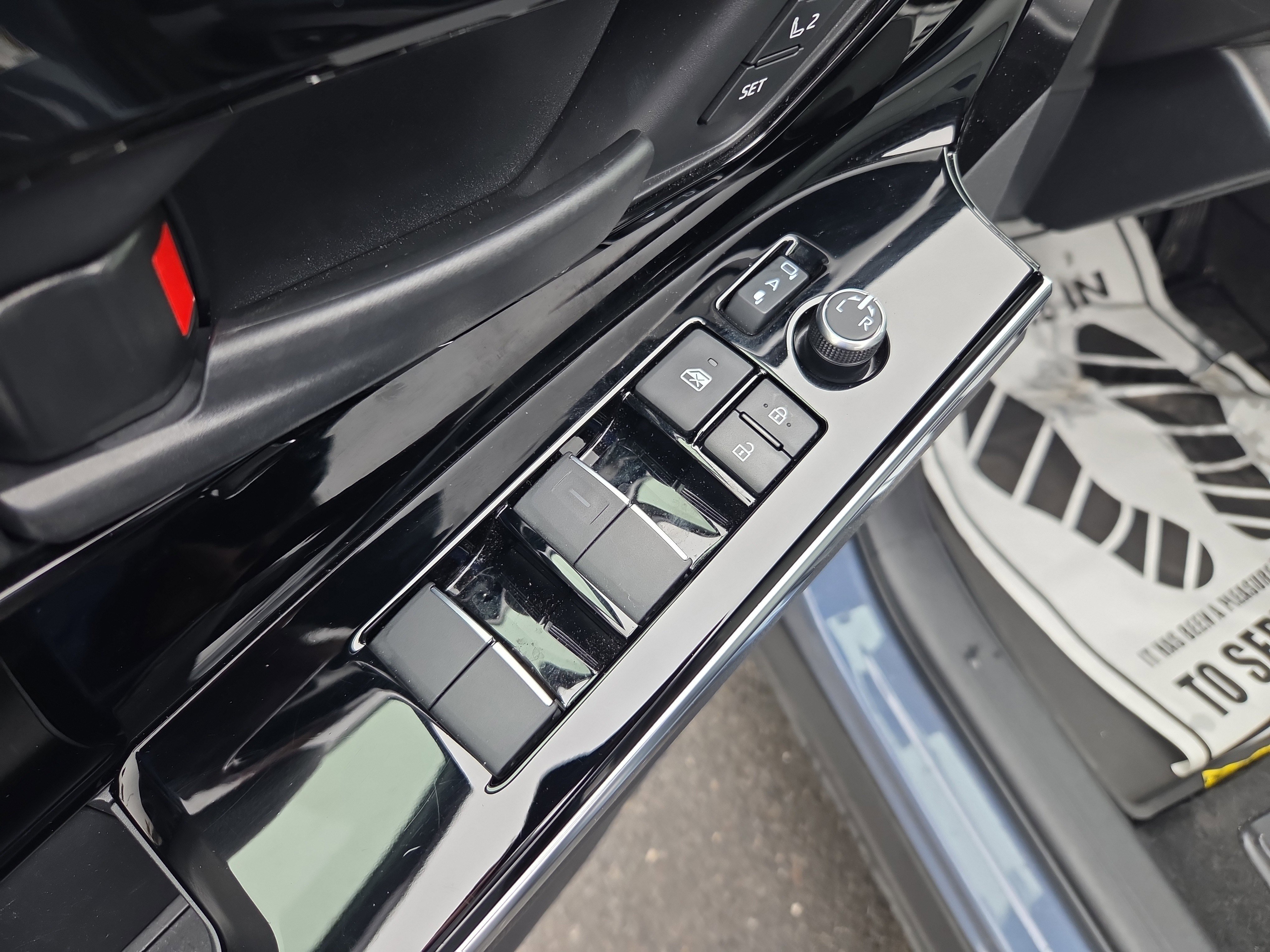 Used 2023 Subaru Solterra AWD image 16