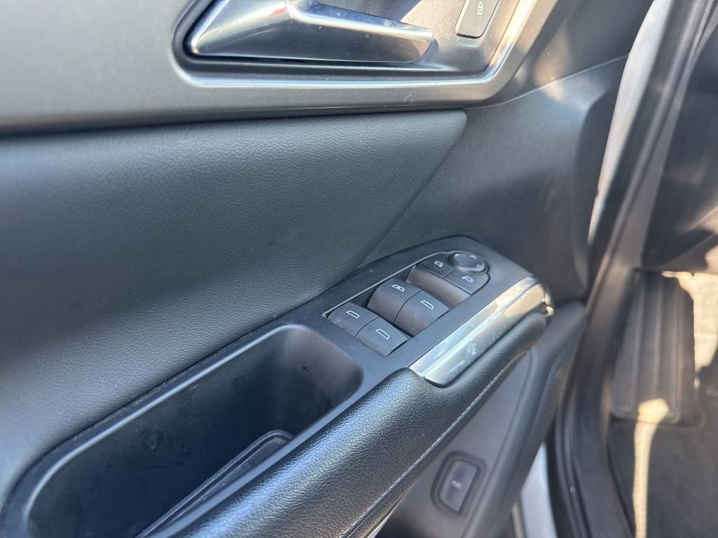 Used 2024 Chevrolet Traverse LT image 8