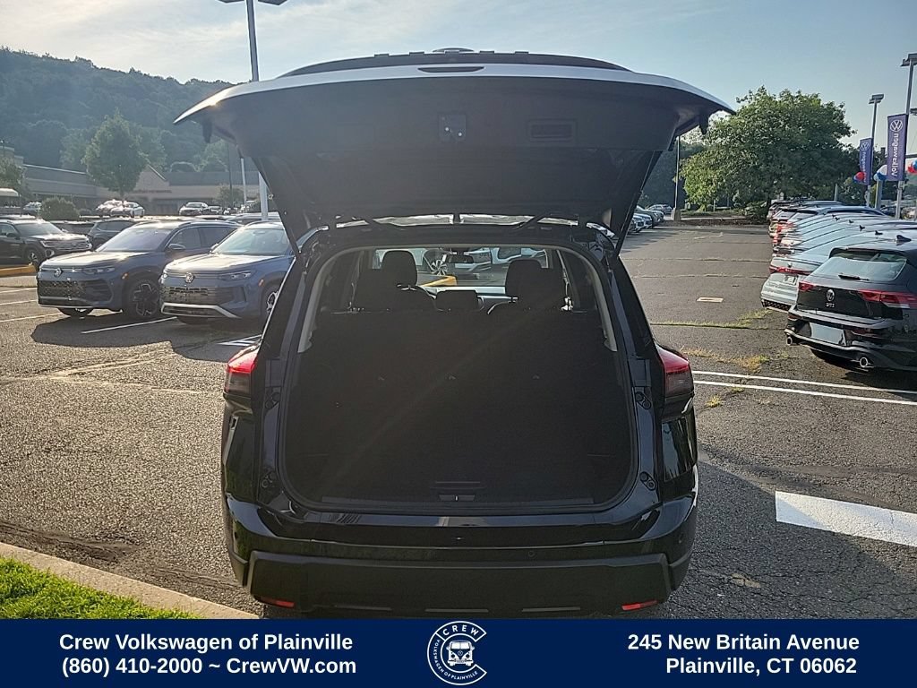 Used 2024 Nissan Rogue S AWD/4WD image 52