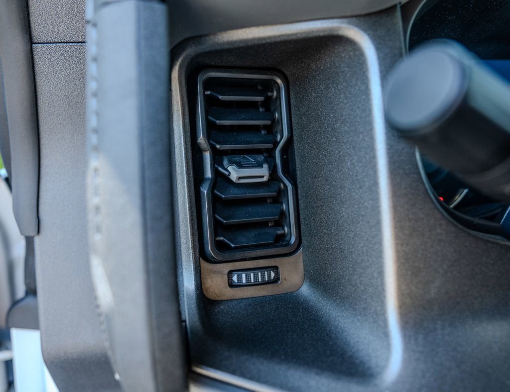 Used 2024 Ford Bronco Big Bend image 8