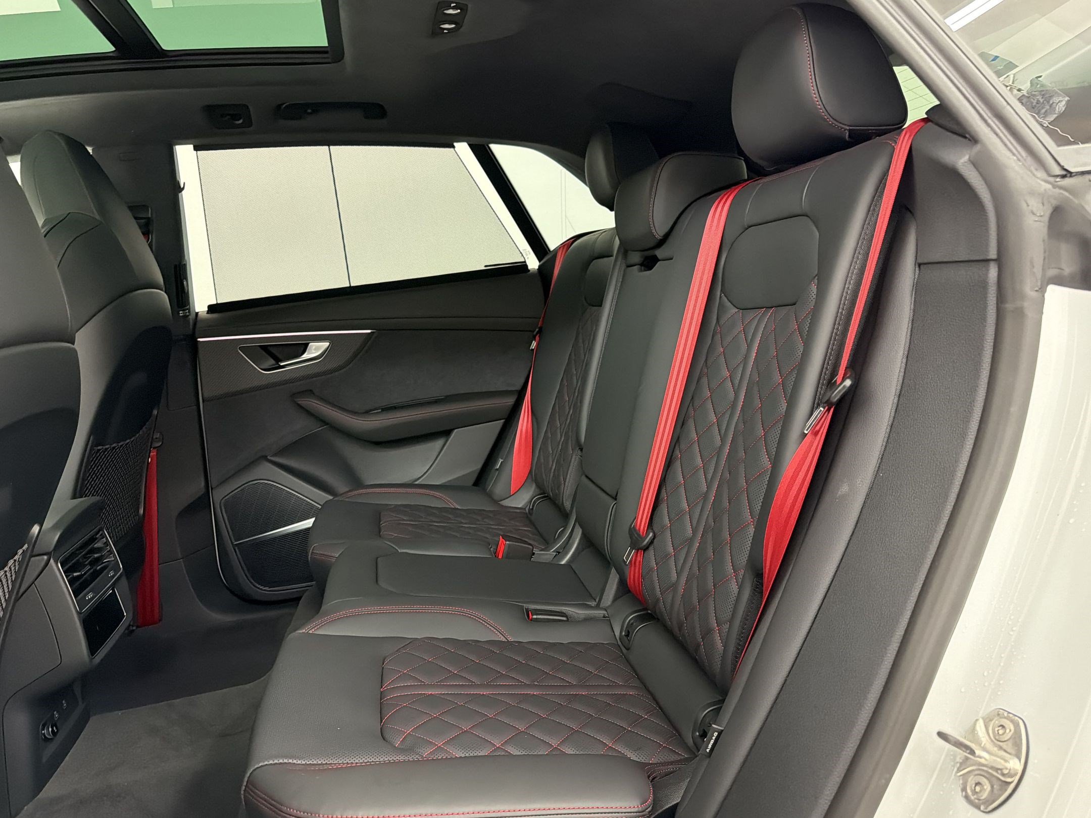 New 2026 Audi SQ8 Prestige AWD/4WD image 22