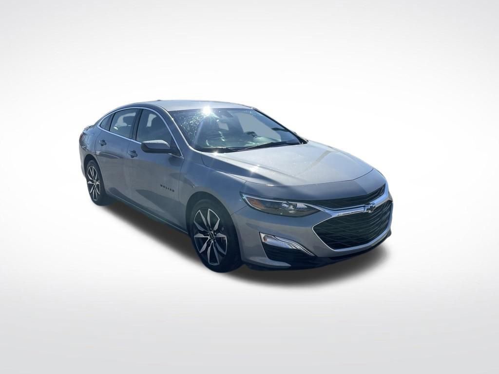 Used 2025 Chevrolet Malibu RS image 7
