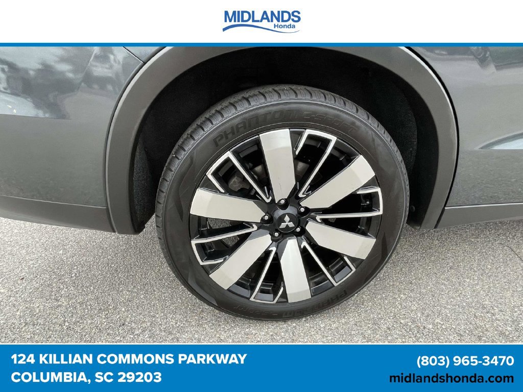 Used 2025 Mitsubishi Outlander SE FWD image 7