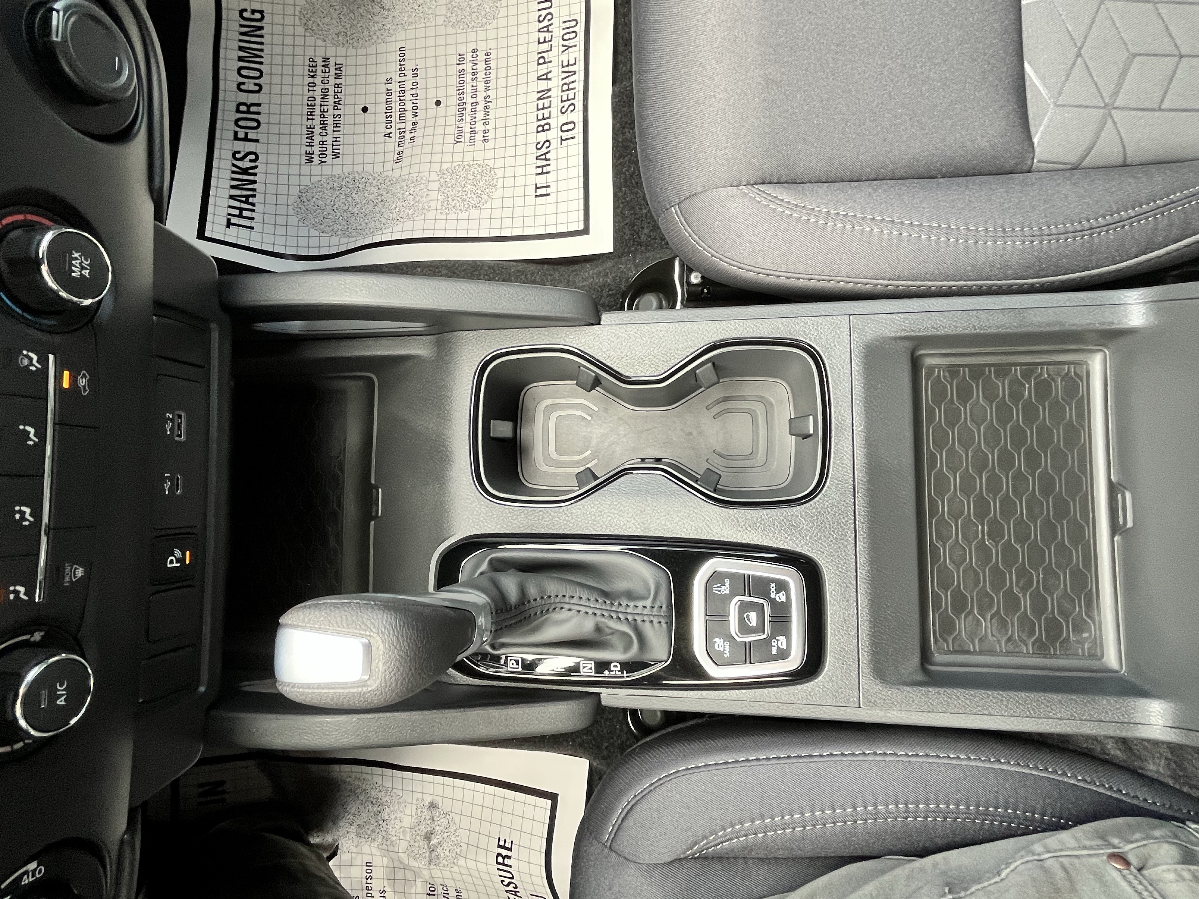 New 2026 Nissan Frontier SV w/ Tow Package AWD/4WD image 23