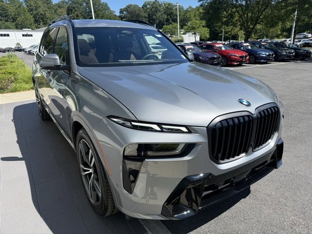 New 2026 BMW X7 xDrive40i w/ M Sport Package image 5