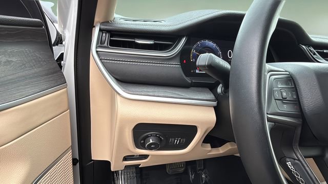 Used 2021 Jeep Grand Cherokee L Limited image 22