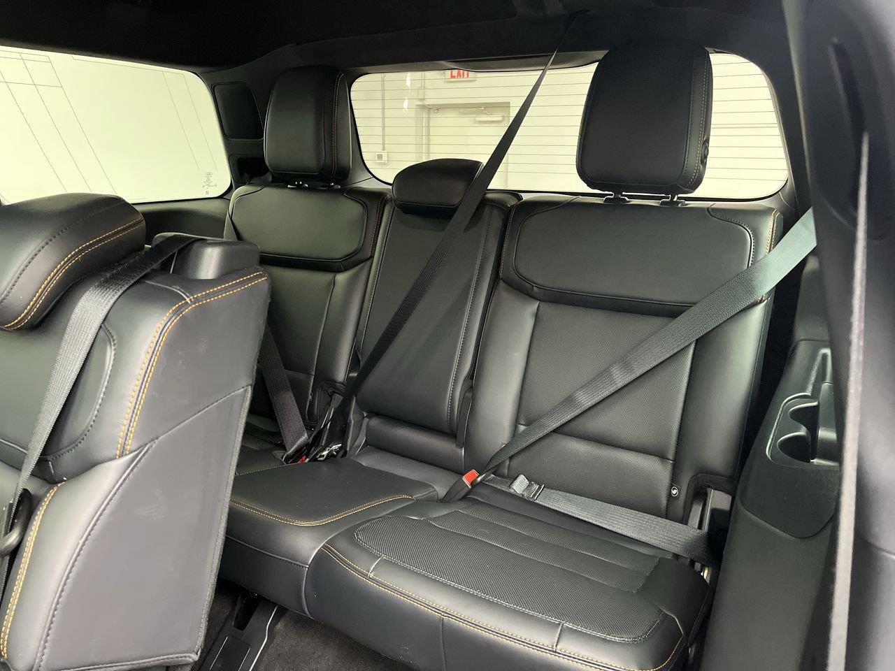 Used 2025 Ford Expedition Tremor AWD/4WD image 17