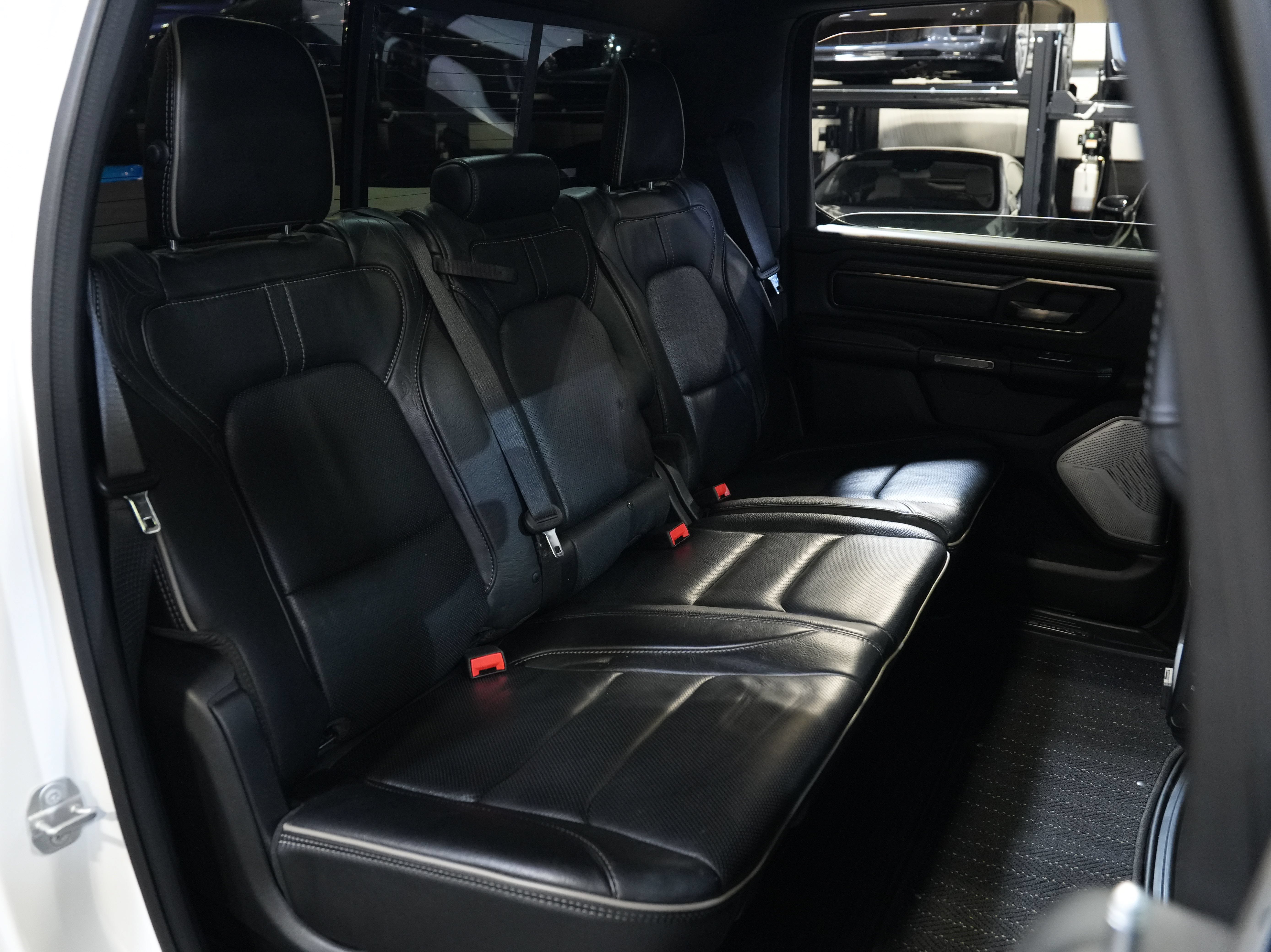 Used 2020 RAM 1500 Limited AWD/4WD image 39