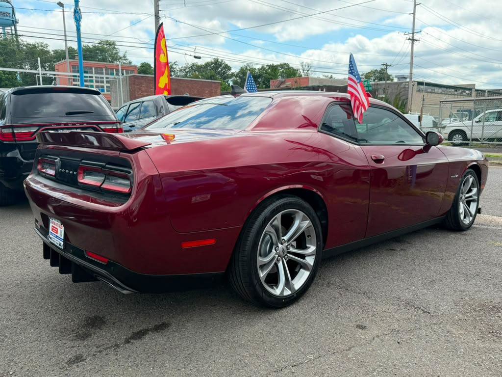 Used 2021 Dodge Challenger R/T RWD image 5