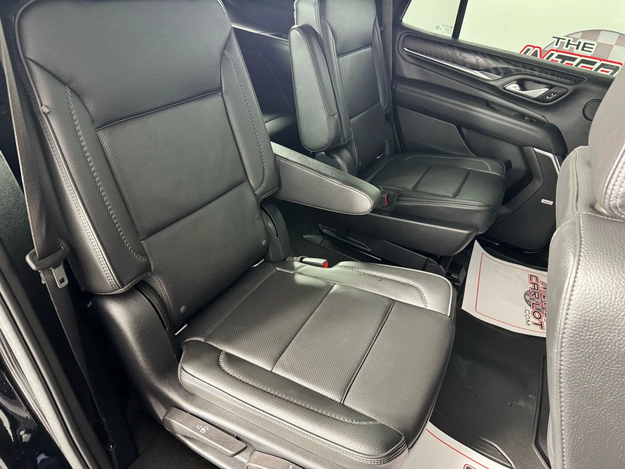 Used 2022 GMC Yukon Denali w/ Advanced Technology Package image 44