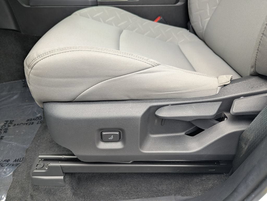 Used 2025 Toyota Tacoma SR5 RWD image 13