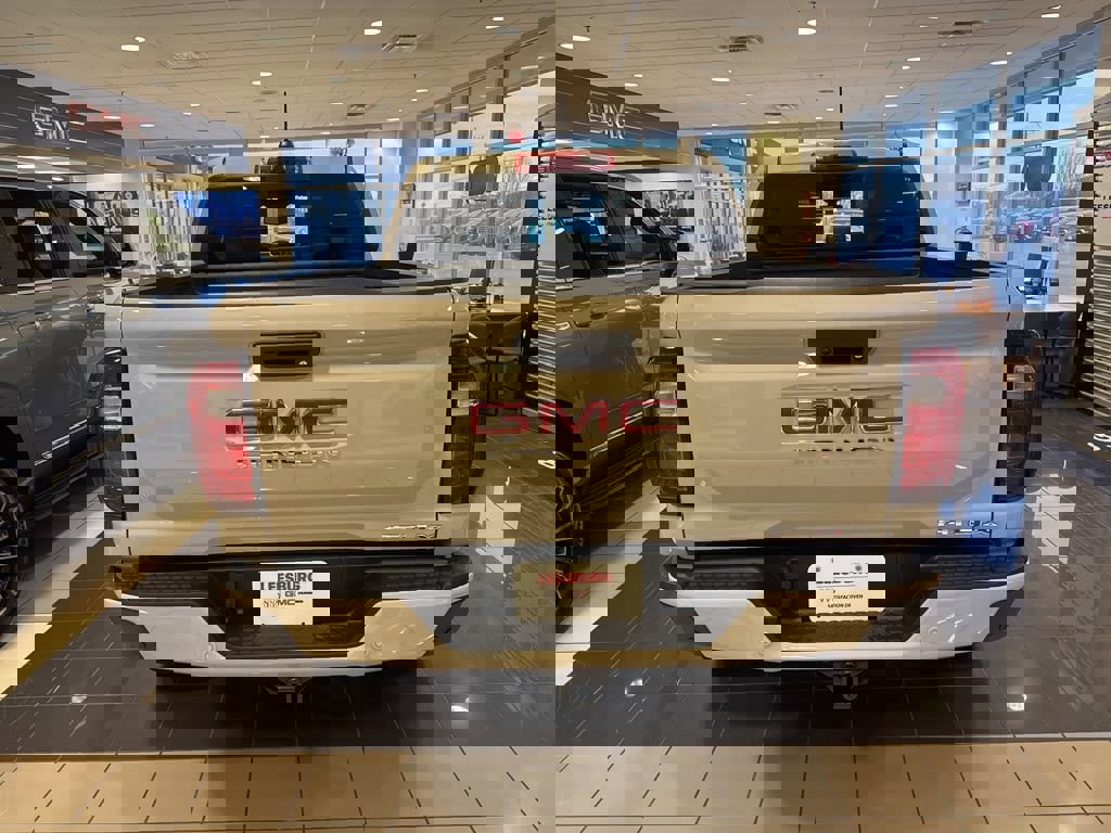 New 2026 GMC Canyon AT4X image 5