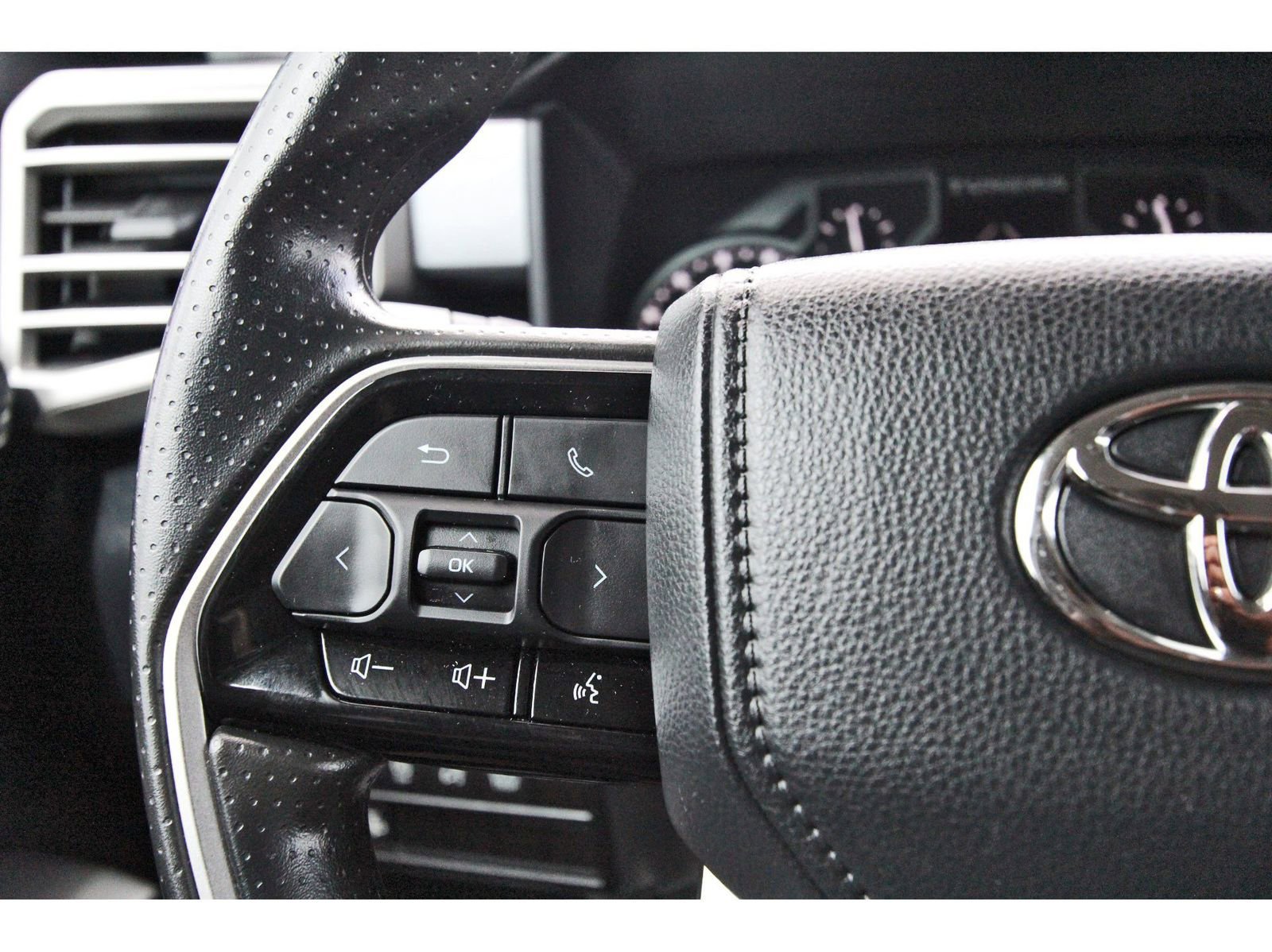 Used 2023 Toyota Tundra SR5 image 23