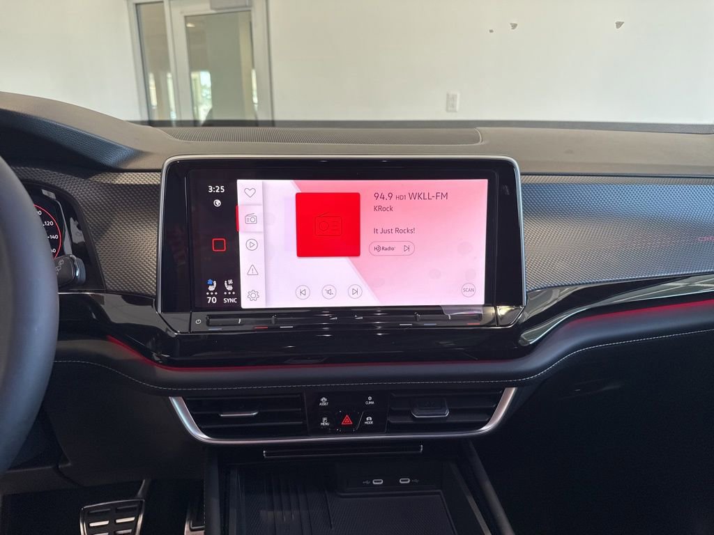 New 2026 Volkswagen Atlas Cross Sport SEL Premium R-Line image 22